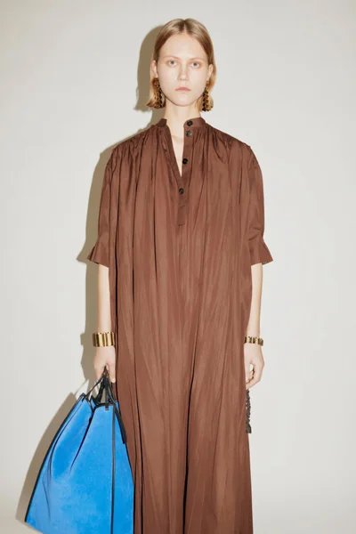 Look 30